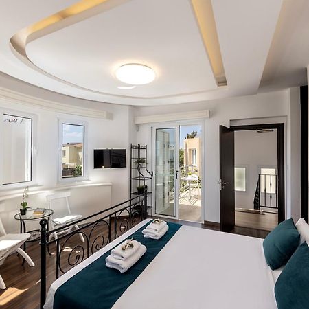 Accomoteleia Crystal Lagoon Villa بروتاراس المظهر الخارجي الصورة