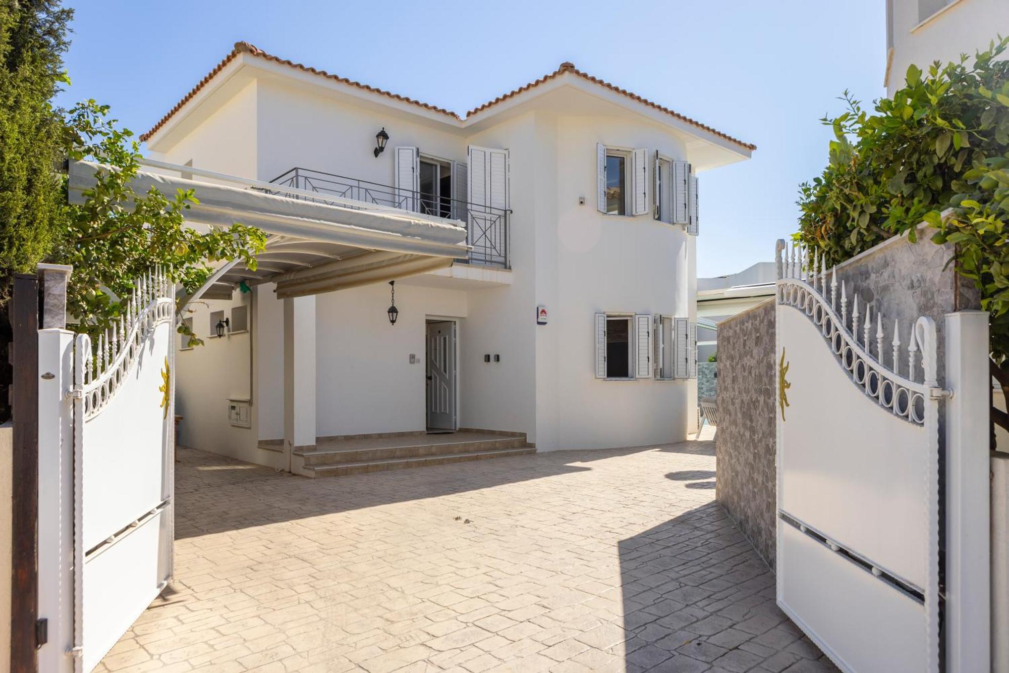 Accomoteleia Crystal Lagoon Villa بروتاراس المظهر الخارجي الصورة