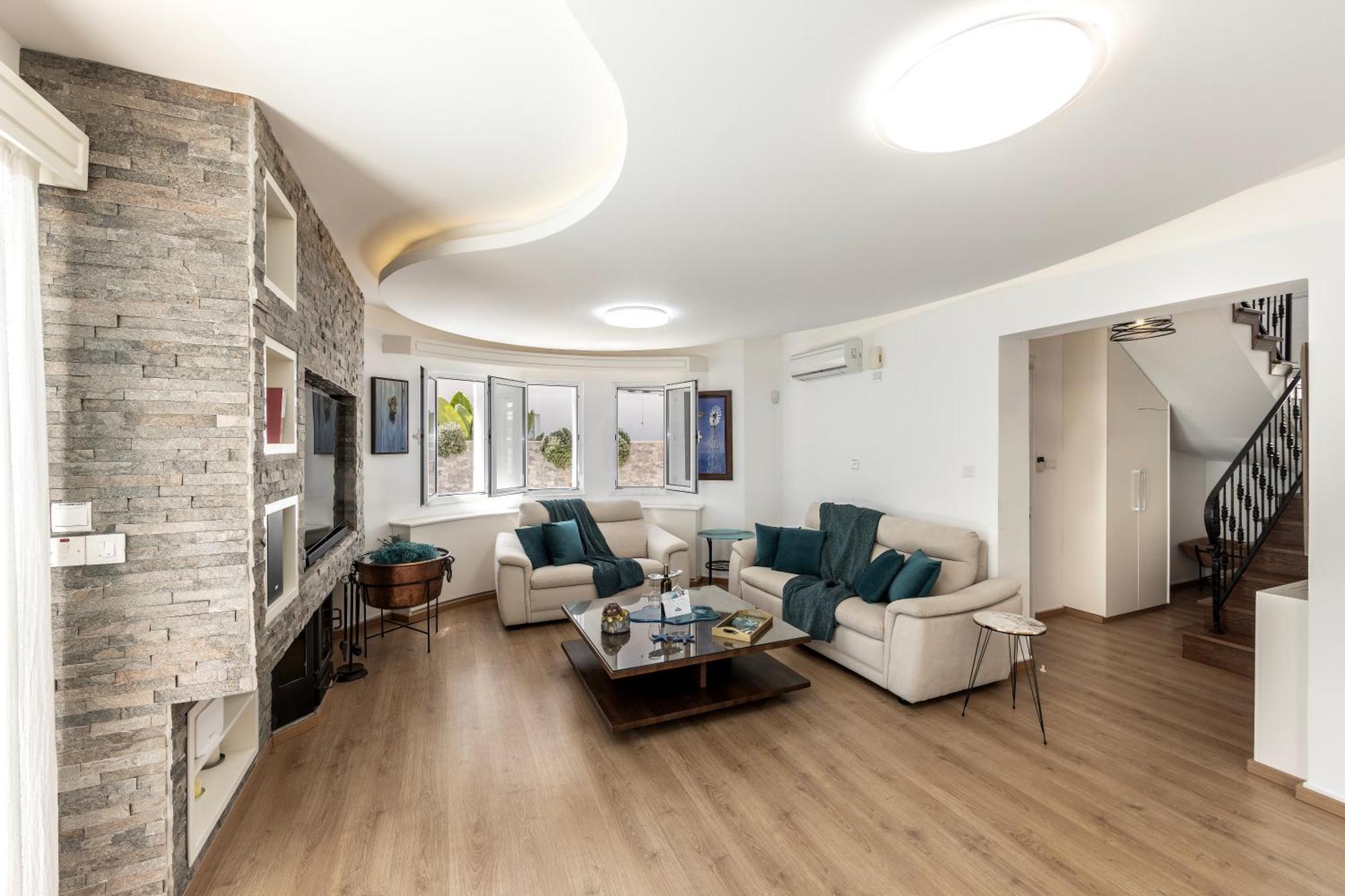 Accomoteleia Crystal Lagoon Villa بروتاراس المظهر الخارجي الصورة